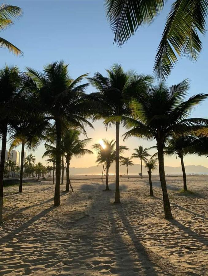 Cantinho aconchegante, pertinho da praia! Praia Grande (Santos) Exterior foto